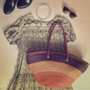 Vintage Straw Tote Brown